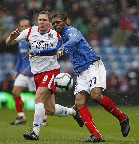 尼奥斯在初 尼奥斯在初